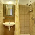 In With Private Pool 度假居