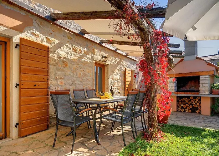 Semesterbostad In With Private Pool