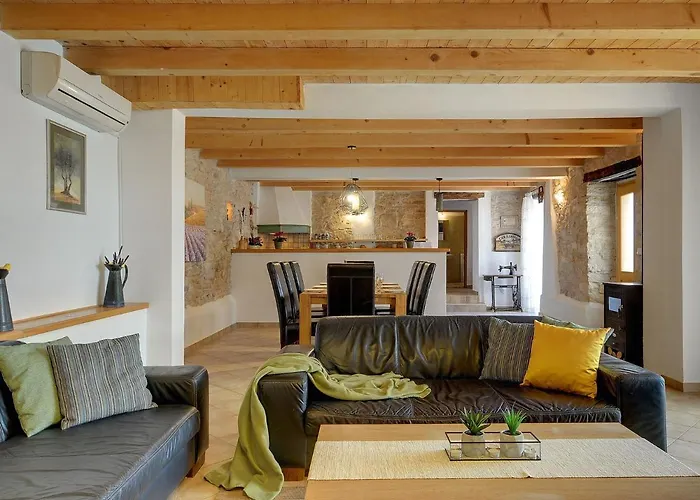 Semesterbostad In With Private Pool *