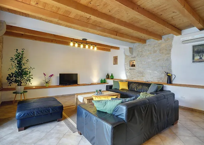 Semesterbostad In With Private Pool